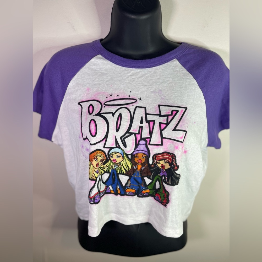 Womens Girls Bratz Crop Top Baseball Tee Size Xl Graphic T-shirt NWOT